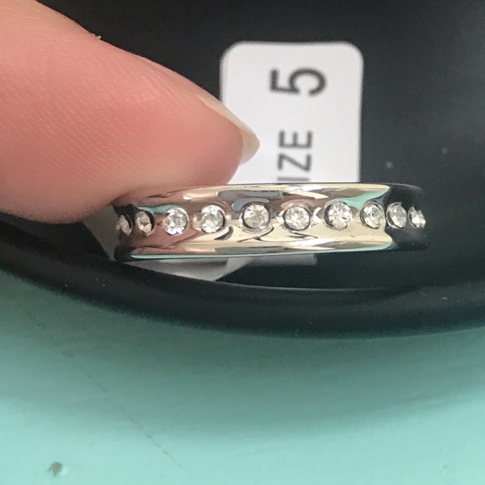 Lia Sophia Sugared silver ring size 6